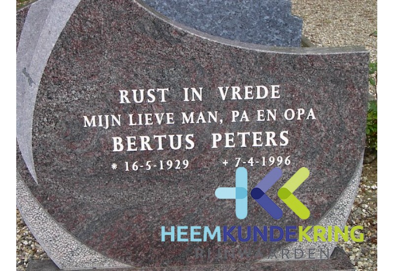 Grafstenen kerkhof Herwen Coll. HKR (321) B.Peters